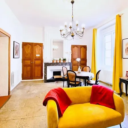 Apartment L'occithalie Ecusson 2 72m2 *