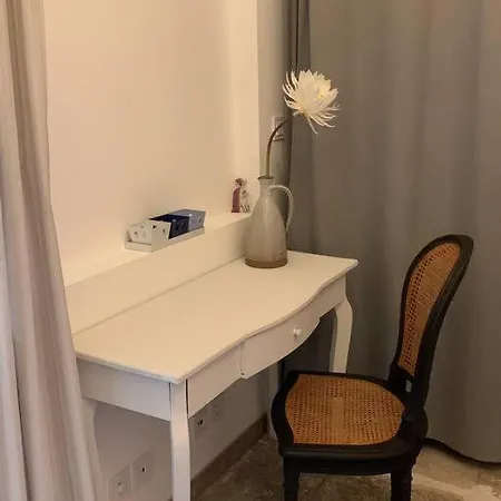 Apartment L'occithalie Ecusson 2 72m2