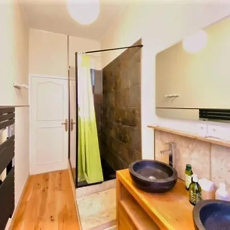 Apartment L'occithalie Ecusson 2 72m2 *