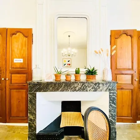 L'occithalie Ecusson 2 72m2 Apartment *